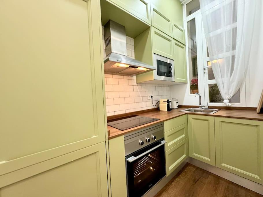 Cozy Beautiful Flat City Center Διαμέρισμα Μαδρίτη Εξωτερικό φωτογραφία